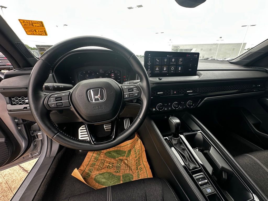 Used 2023 Honda Accord Sport image 10