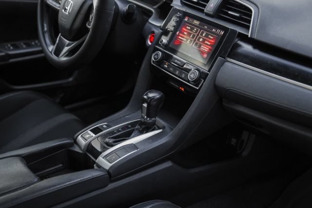 Used 2020 Honda Civic Sport image 31