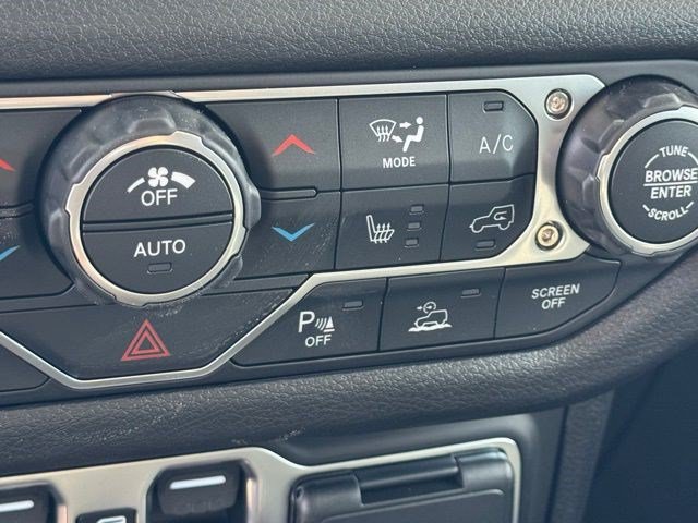 New 2026 Jeep Gladiator Sport AWD/4WD image 22