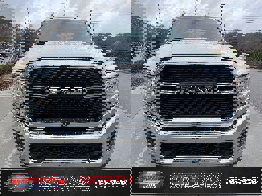 Used 2024 RAM 3500 Big Horn image 31