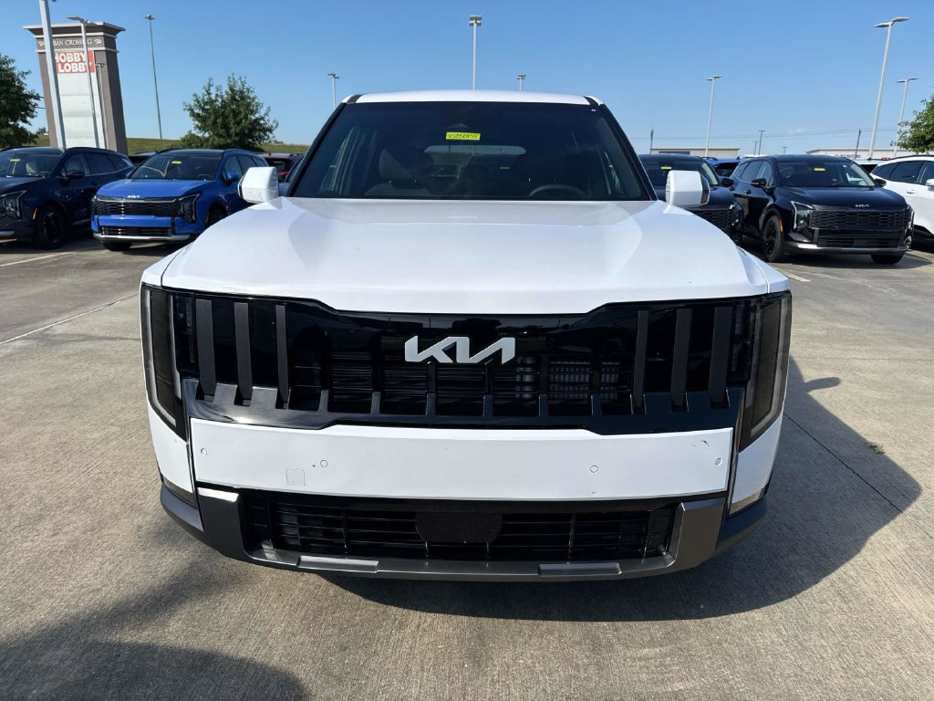 New 2027 Kia Telluride LX FWD image 2