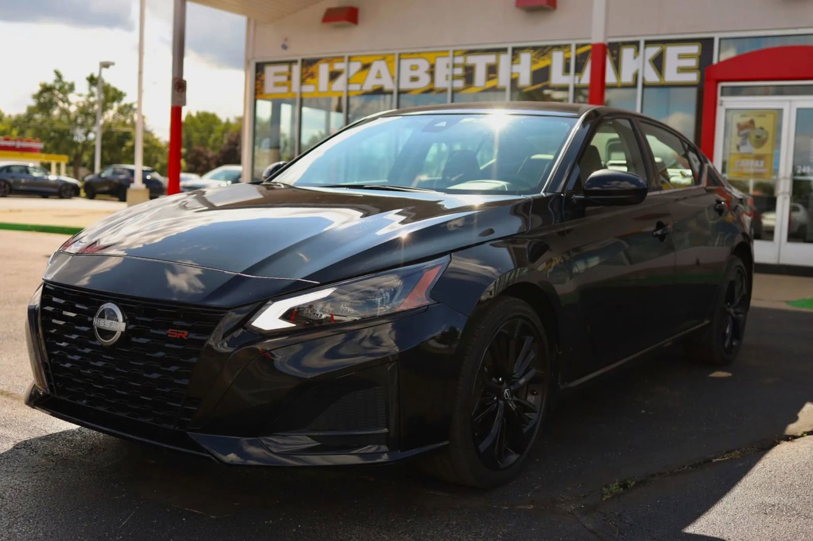 Used 2024 Nissan Altima 2.5 SR