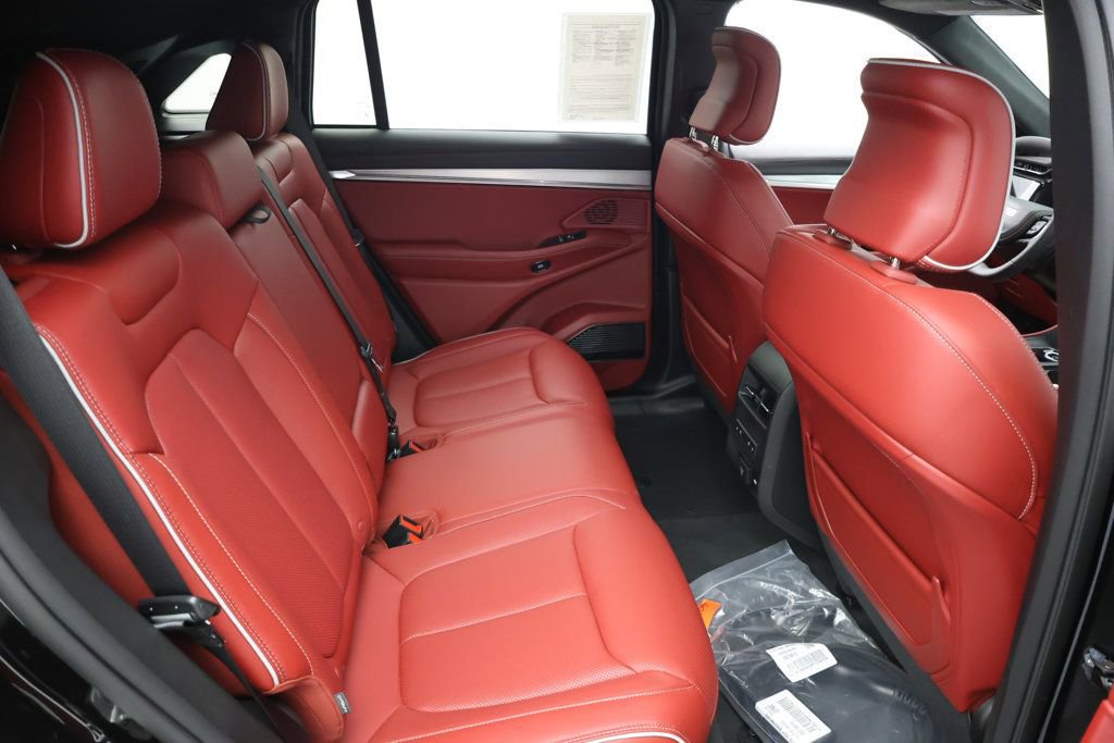 Used 2024 Jeep Wagoneer Launch Edition image 22