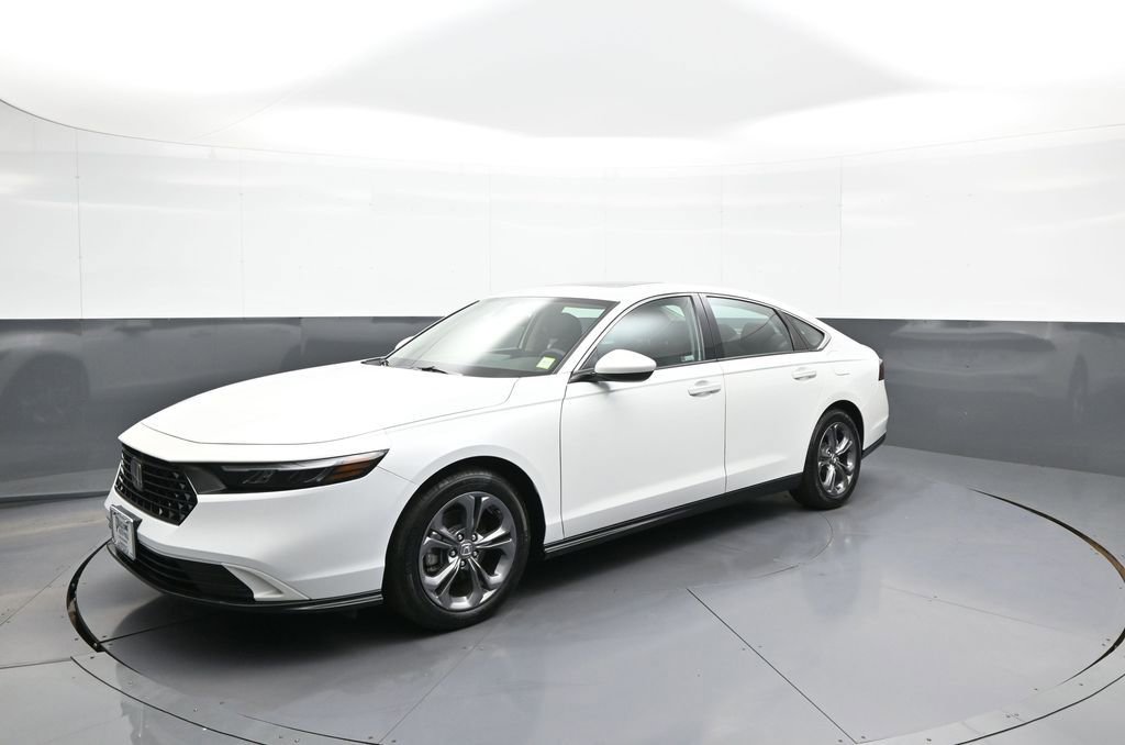 Certified 2023 Honda Accord EX image 10