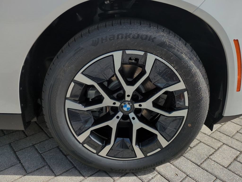 New 2026 BMW X3 xDrive30i w/ Premium Package AWD/4WD image 11