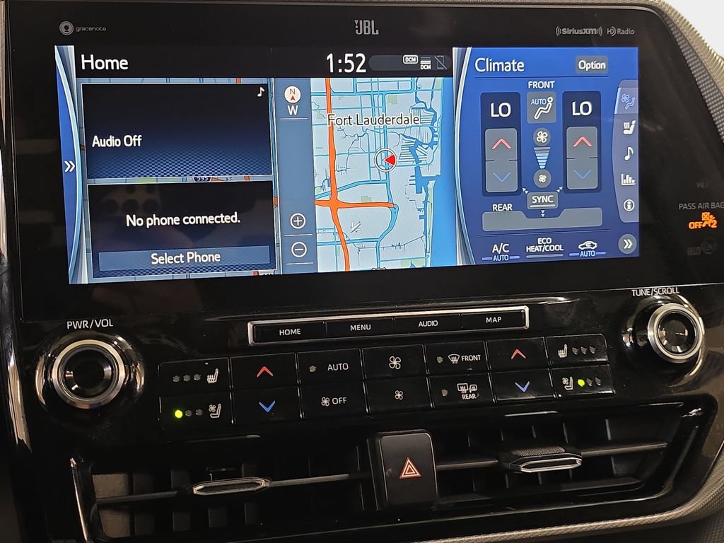 Used 2021 Toyota Highlander Platinum AWD/4WD image 25