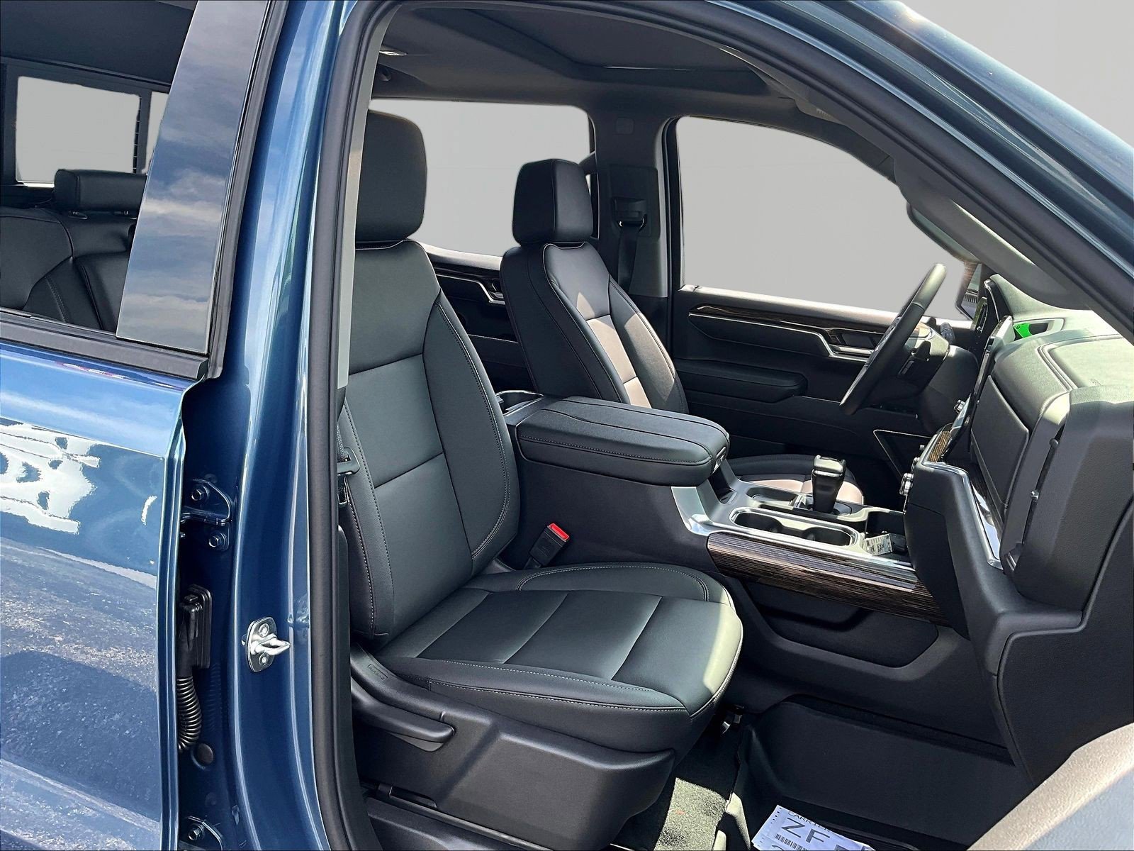 New 2026 GMC Sierra 1500 Elevation w/ Elevation Premium Package AWD/4WD image 19
