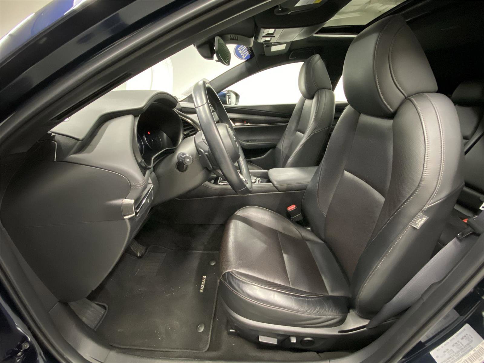 Used 2020 MAZDA MAZDA3 AWD Hatchback w/ Premium Pkg image 17