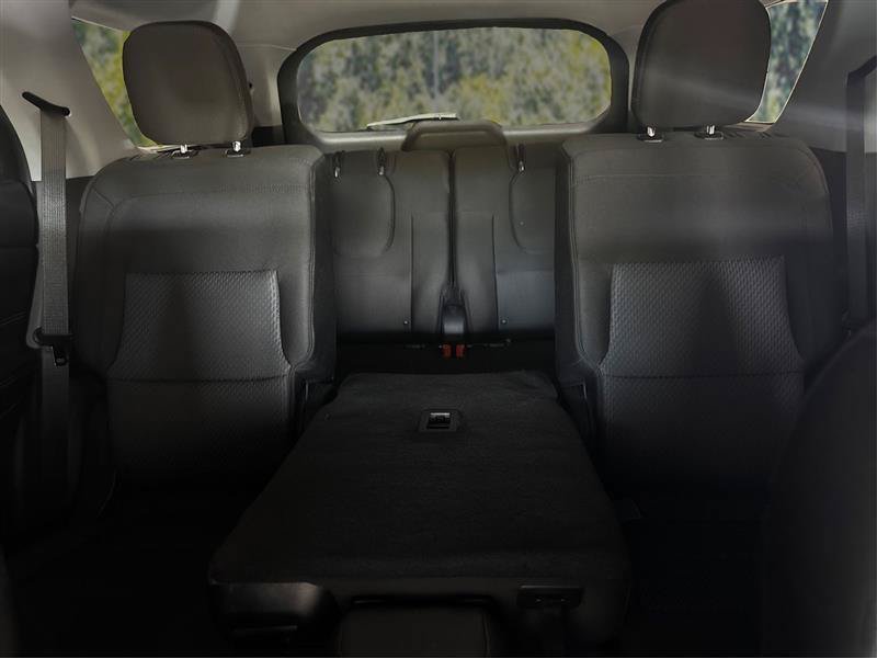 Used 2022 Ford Explorer XLT AWD/4WD image 30