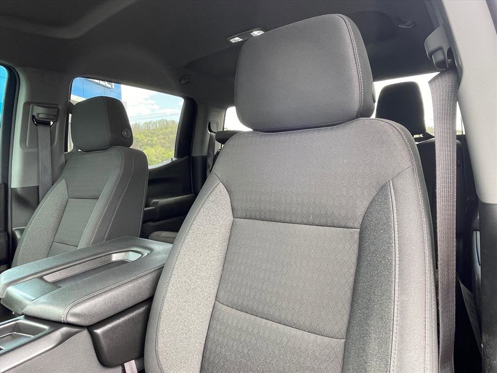 Used 2025 Chevrolet Silverado 1500 Custom Trail Boss w/ Dark Appearance Package image 20