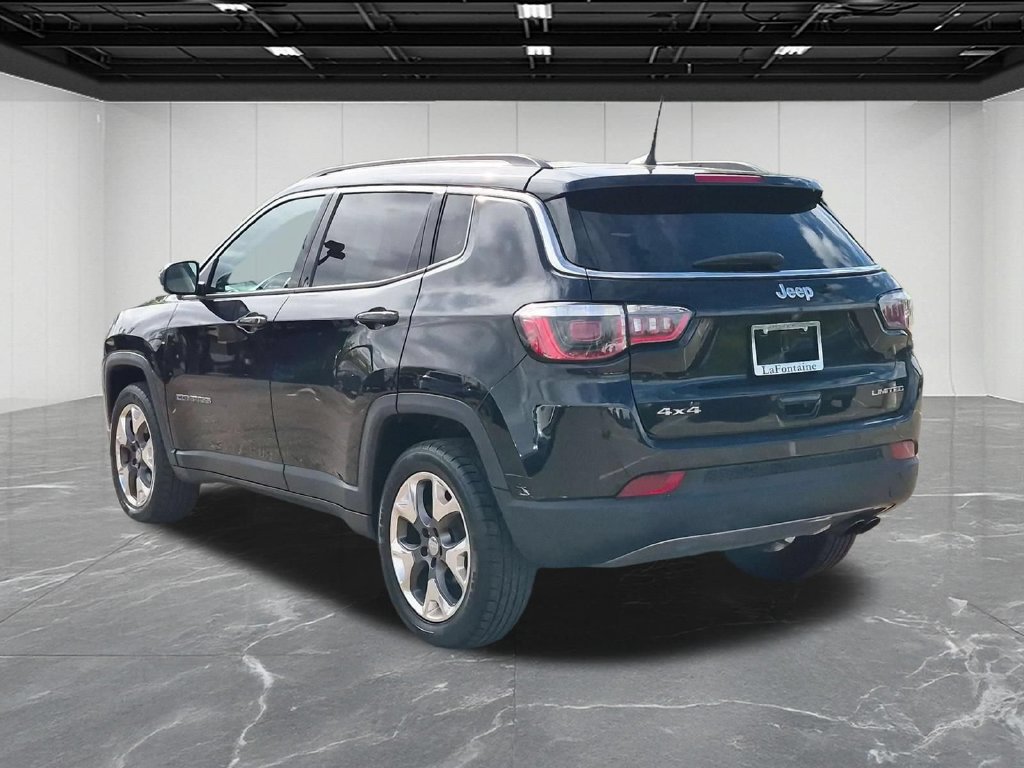 Used 2018 Jeep Compass Limited w/ Navigation Group AWD/4WD image 3