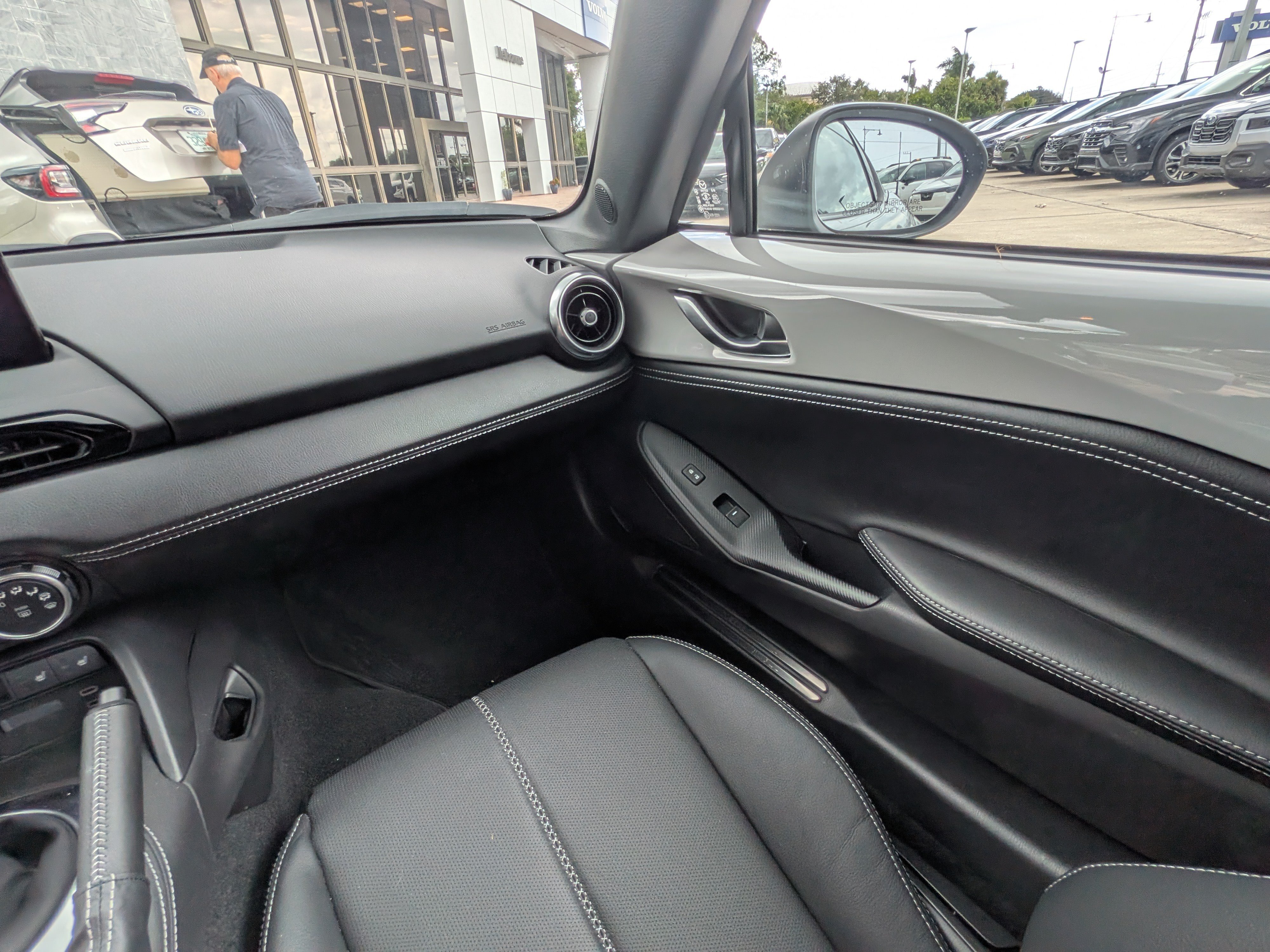 Used 2024 MAZDA MX-5 Miata RF Grand Touring RWD image 12