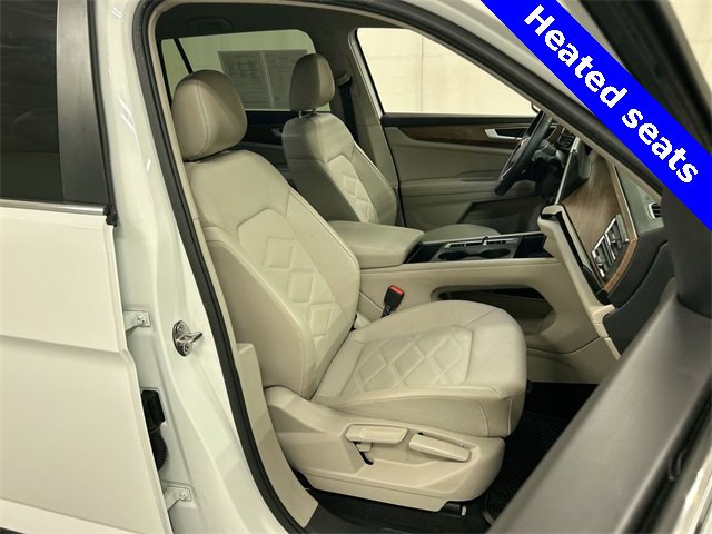 Certified 2025 Volkswagen Atlas SE image 16