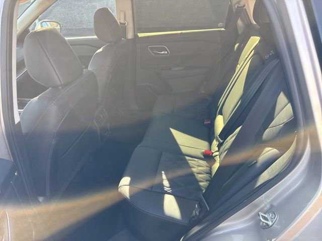 Used 2024 Nissan Rogue Platinum w/ Platinum Premium Package image 15