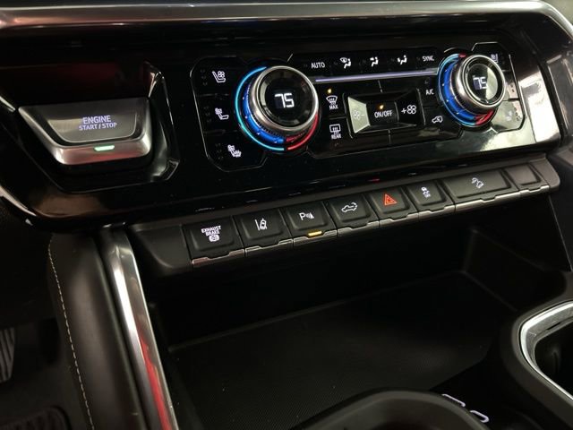 Used 2024 GMC Sierra 3500 Denali Ultimate image 18