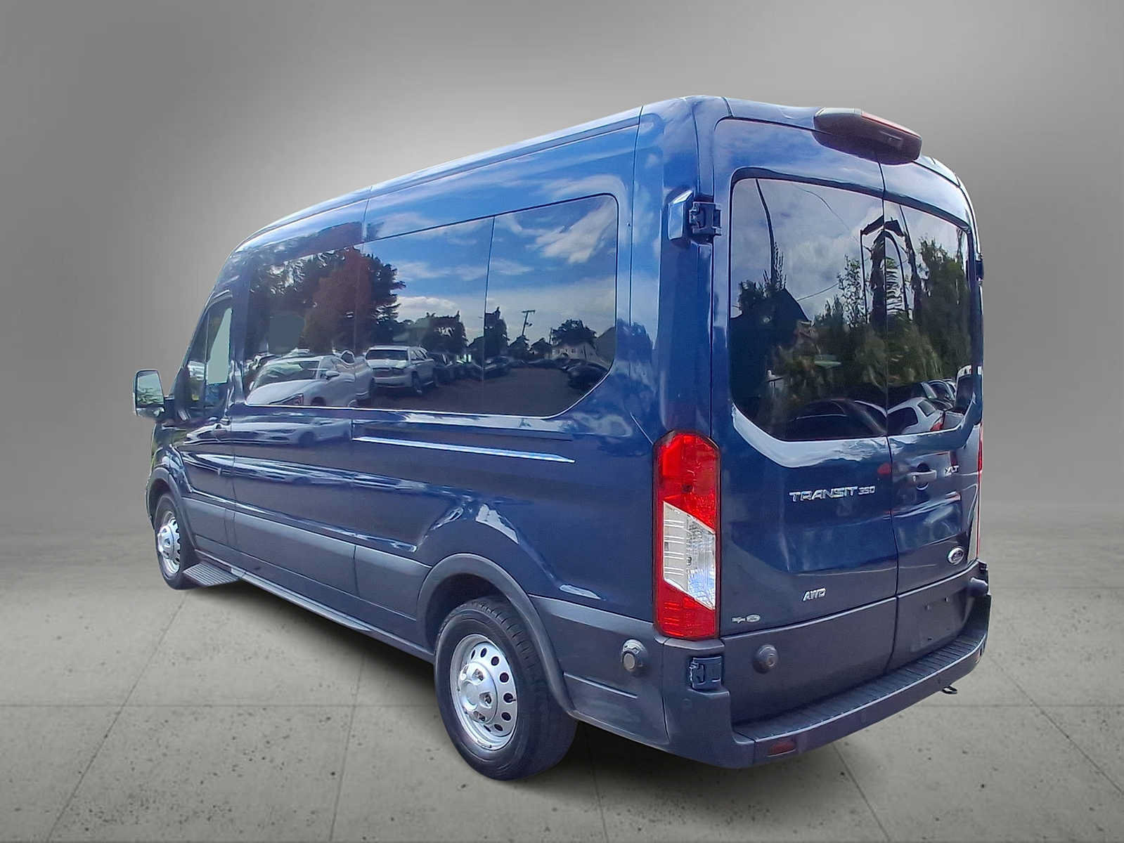 Used 2020 Ford Transit 350 XLT AWD/4WD image 6