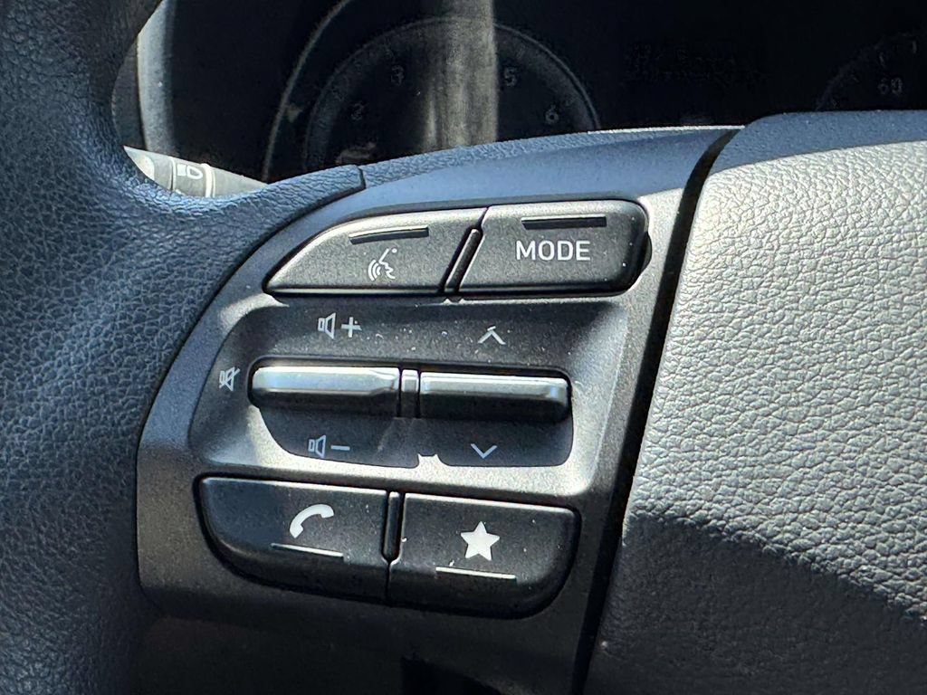 Used 2023 Hyundai Kona SEL AWD/4WD image 20