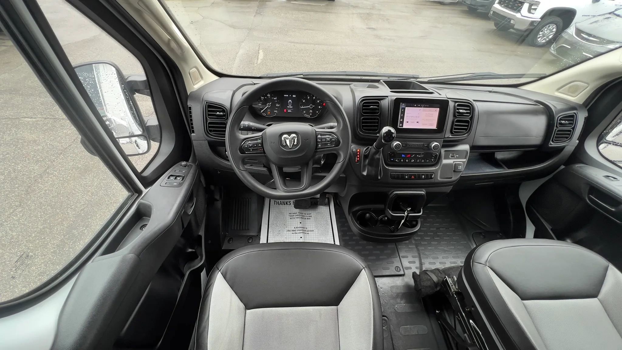 Used 2025 RAM ProMaster 2500 w/ Convenience Group FWD image 28