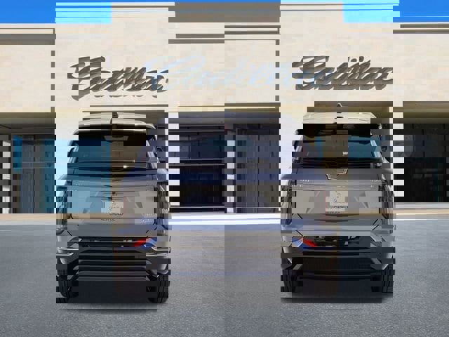 New 2026 Cadillac Optiq Luxury 2 image 4