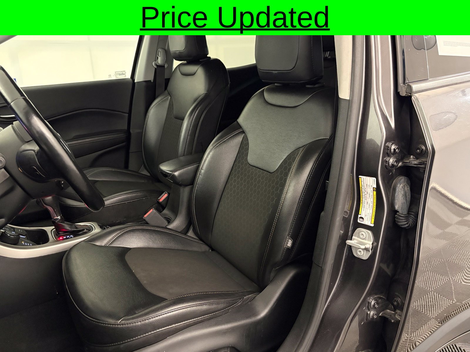 Used 2020 Jeep Compass Latitude AWD/4WD image 5