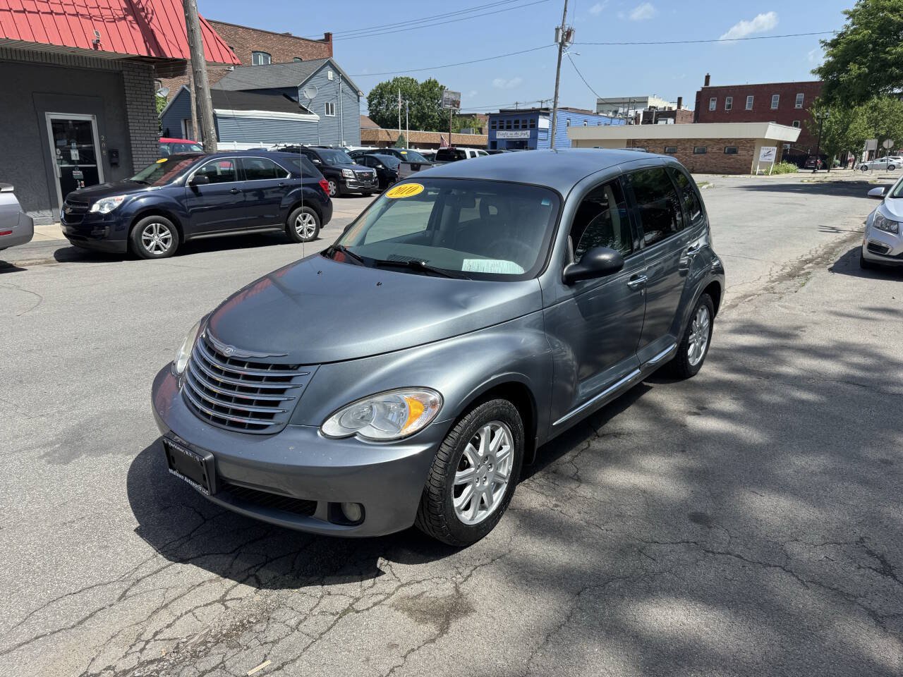Used 2010 Chrysler PT Cruiser w/ Convenience Group FWD image 3