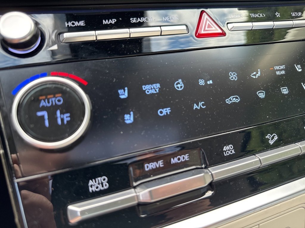 Used 2025 Hyundai Santa Fe Calligraphy image 39