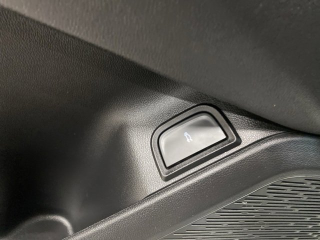 Certified 2025 Chevrolet Equinox RS w/ Safety and Technology Package image 33