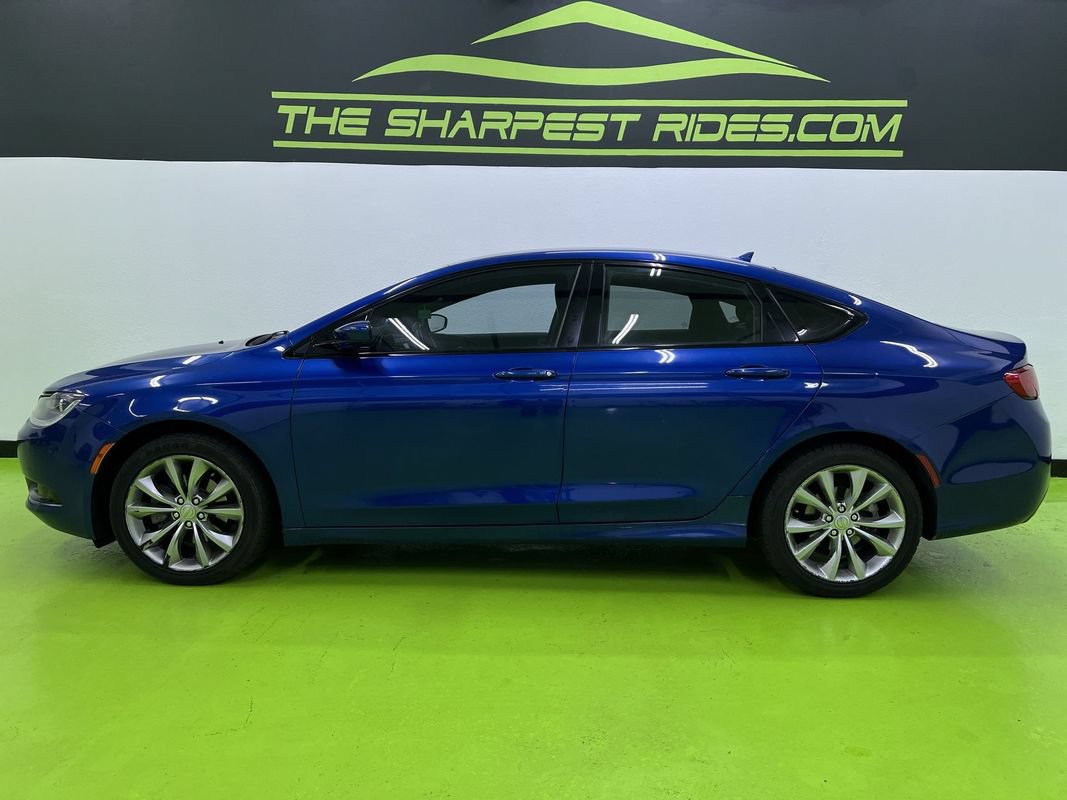 Used 2016 Chrysler 200 S w/ Navigation & Sound Group I FWD image 6
