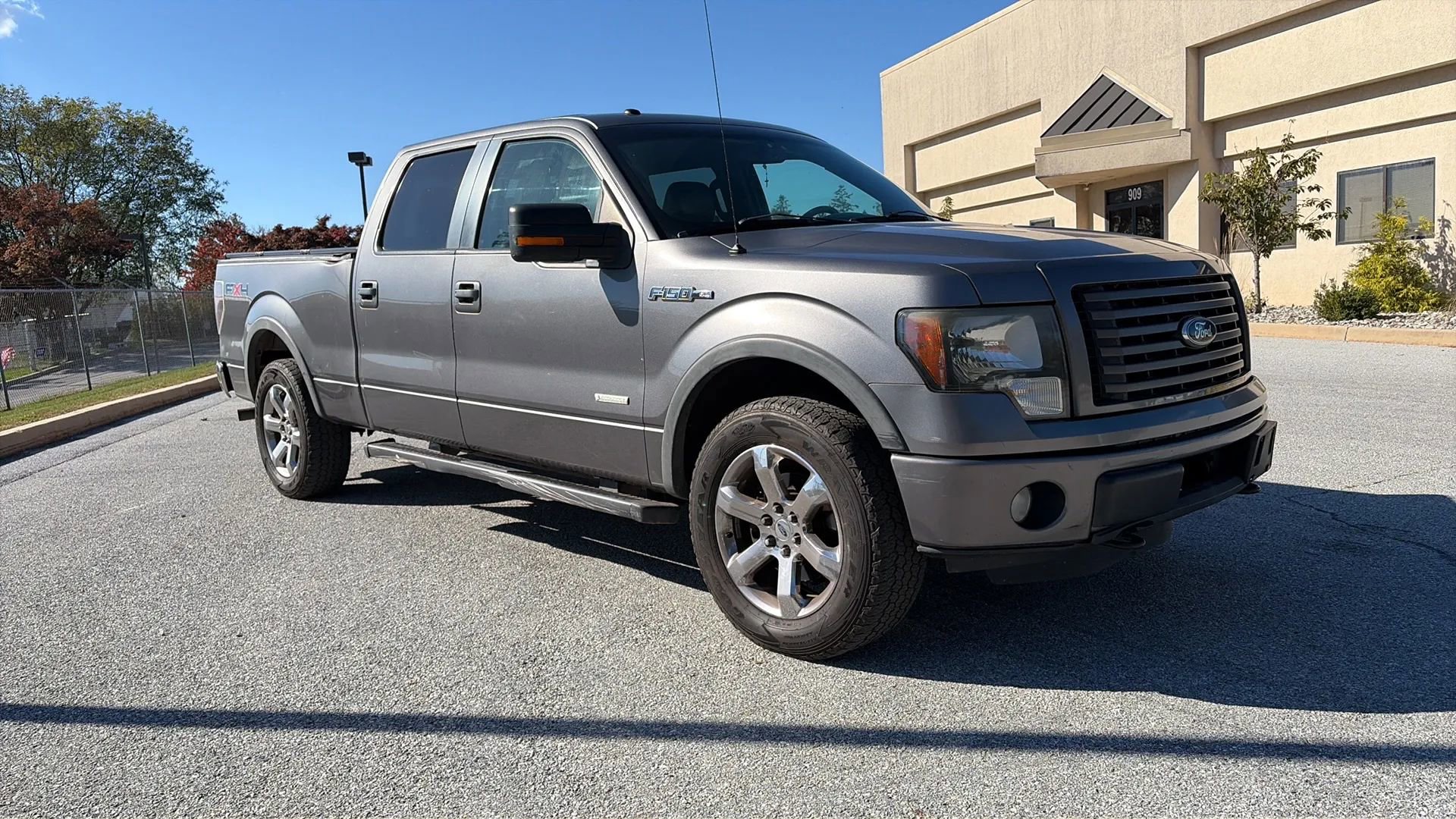 Used 2011 Ford F150 FX4 w/ FX Luxury Pkg image 6