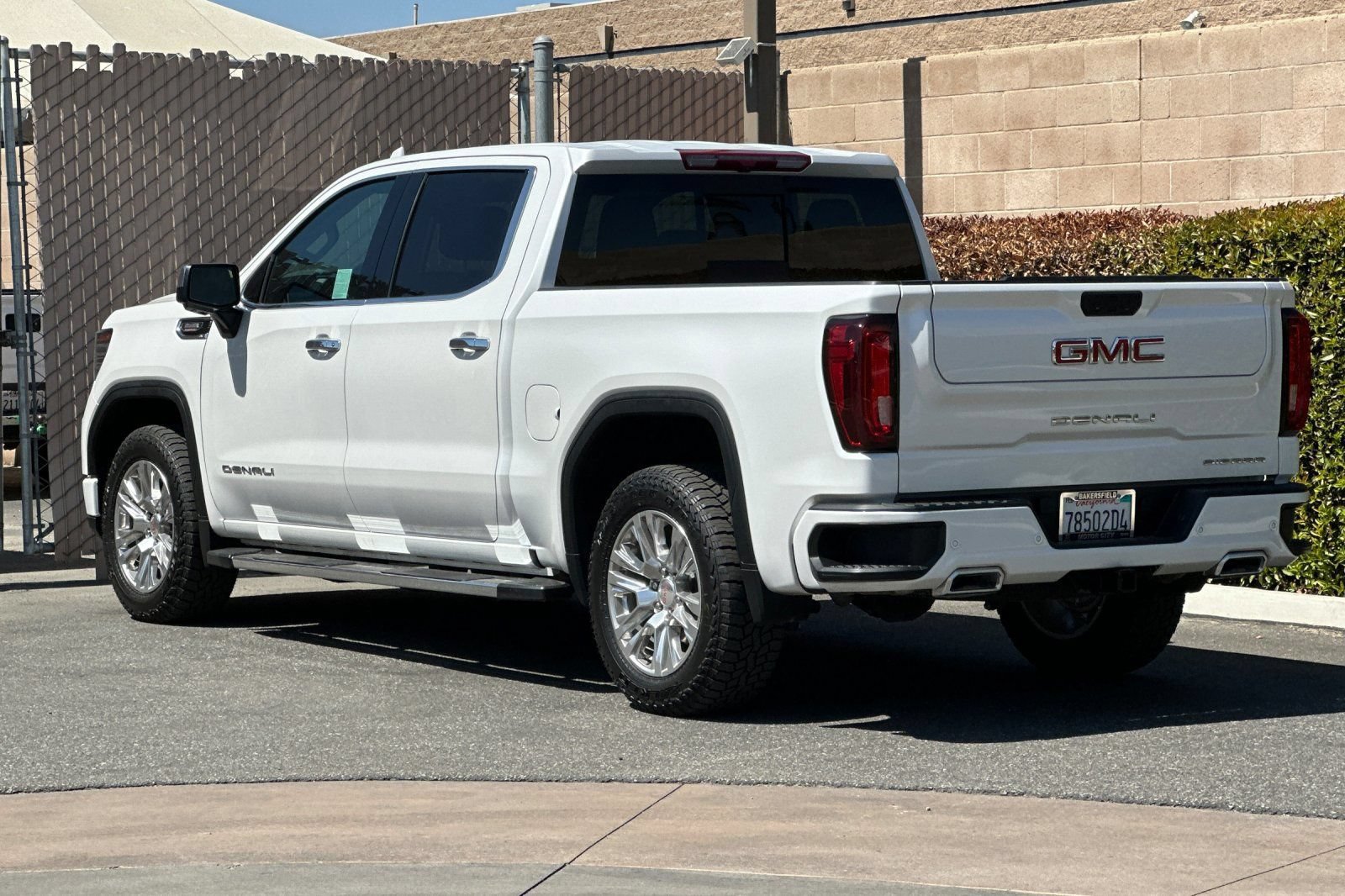 Certified 2025 GMC Sierra 1500 Denali AWD/4WD image 6