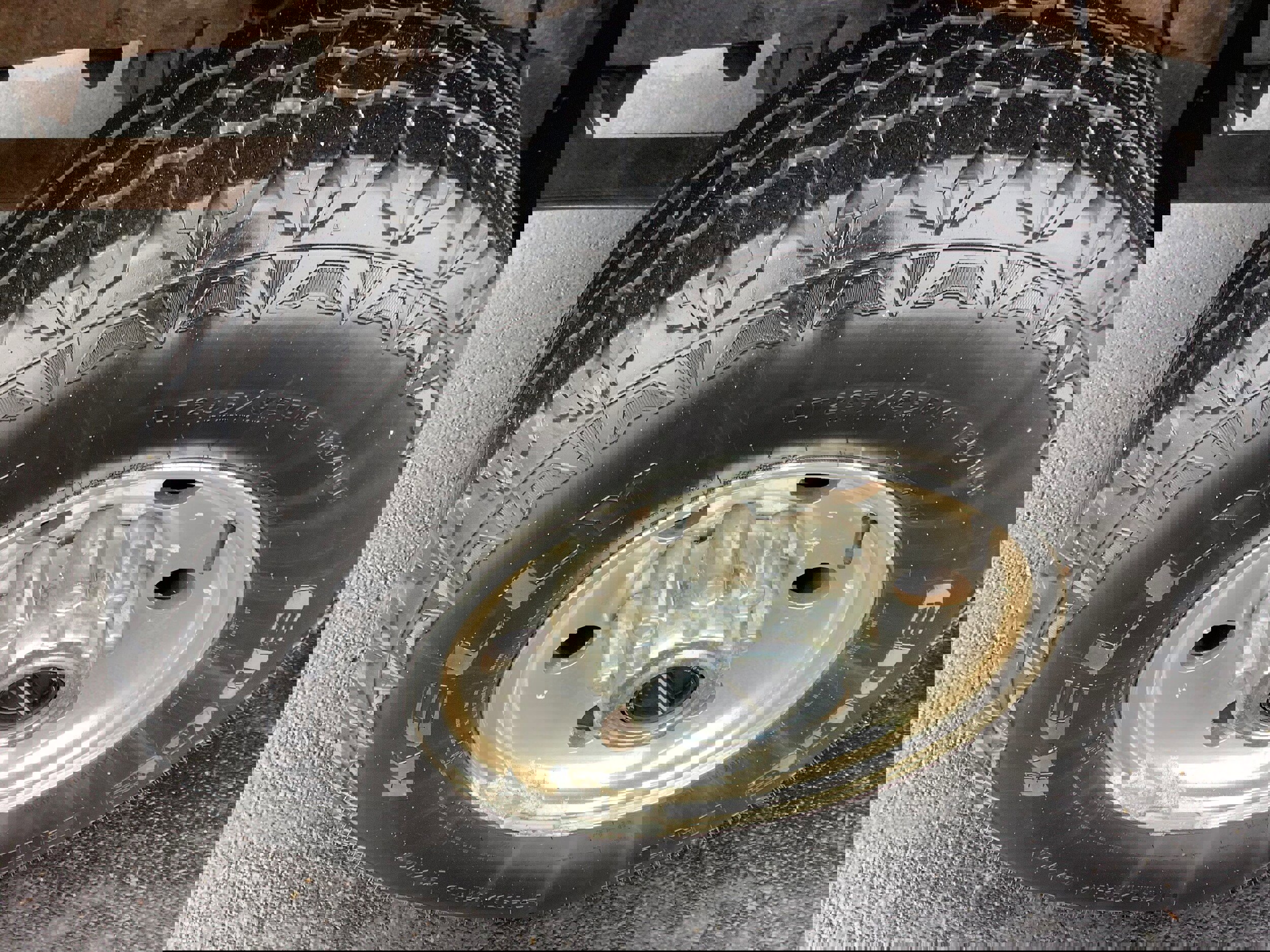 Used 2004 Ford F250 XLT image 3