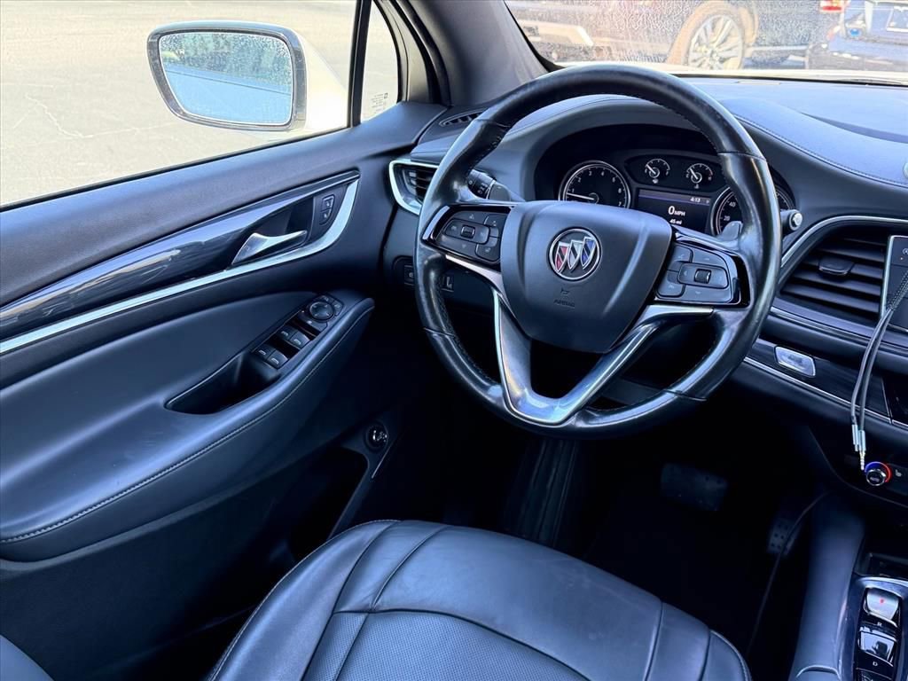 Used 2023 Buick Enclave Essence image 11