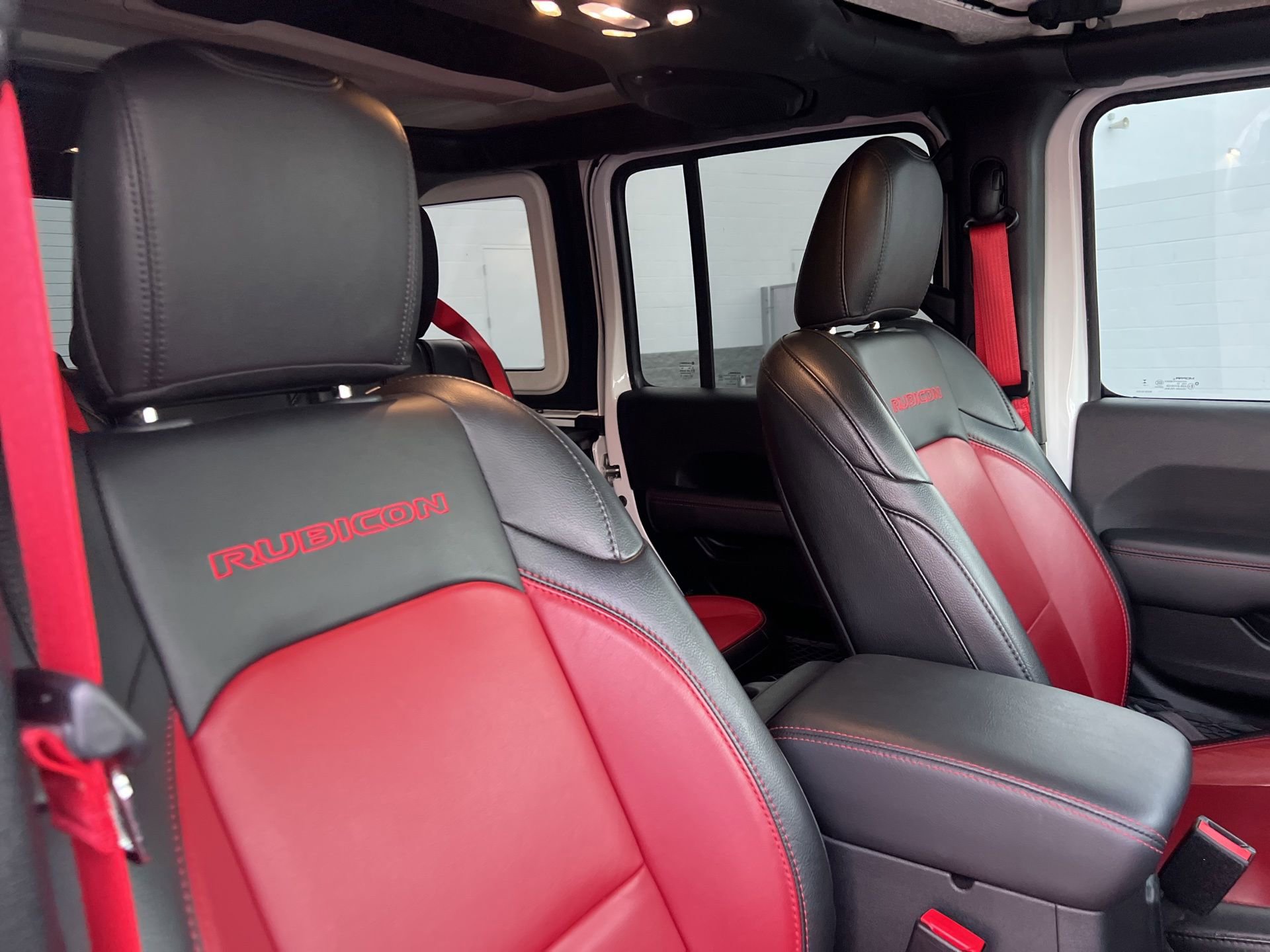 Used 2023 Jeep Wrangler Unlimited Rubicon 4xe image 25