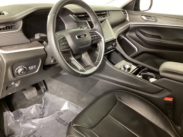 Used 2022 Jeep Grand Cherokee L Limited w/ Luxury Tech Group II AWD/4WD image 16
