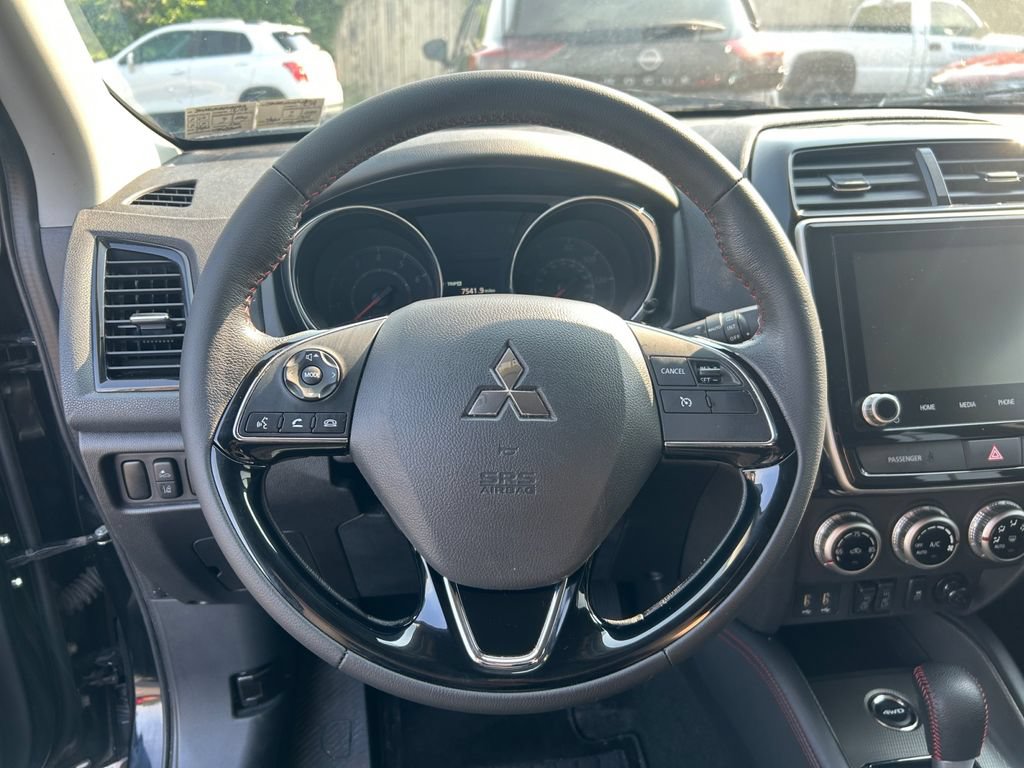 Used 2023 Mitsubishi Outlander Sport LE AWD/4WD image 15