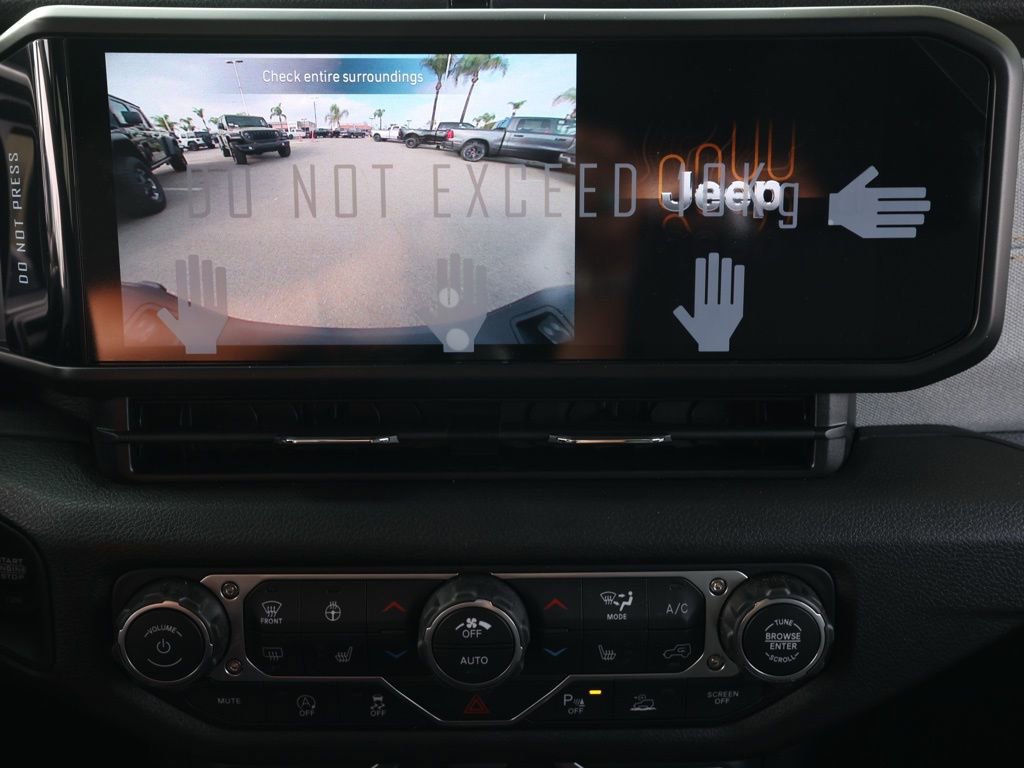 New 2026 Jeep Gladiator Sport image 29