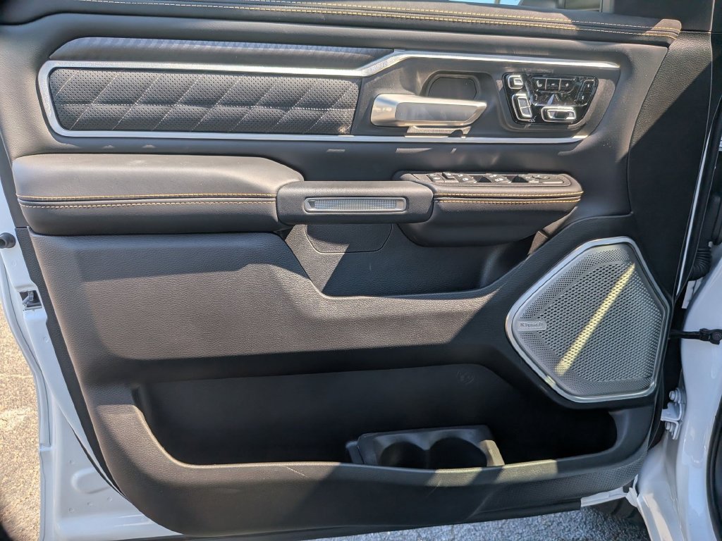 New 2027 RAM 1500 Tungsten AWD/4WD image 13