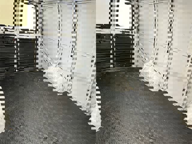 Used 2018 Chevrolet Express 2500 w/ Driver Convenience Package image 11