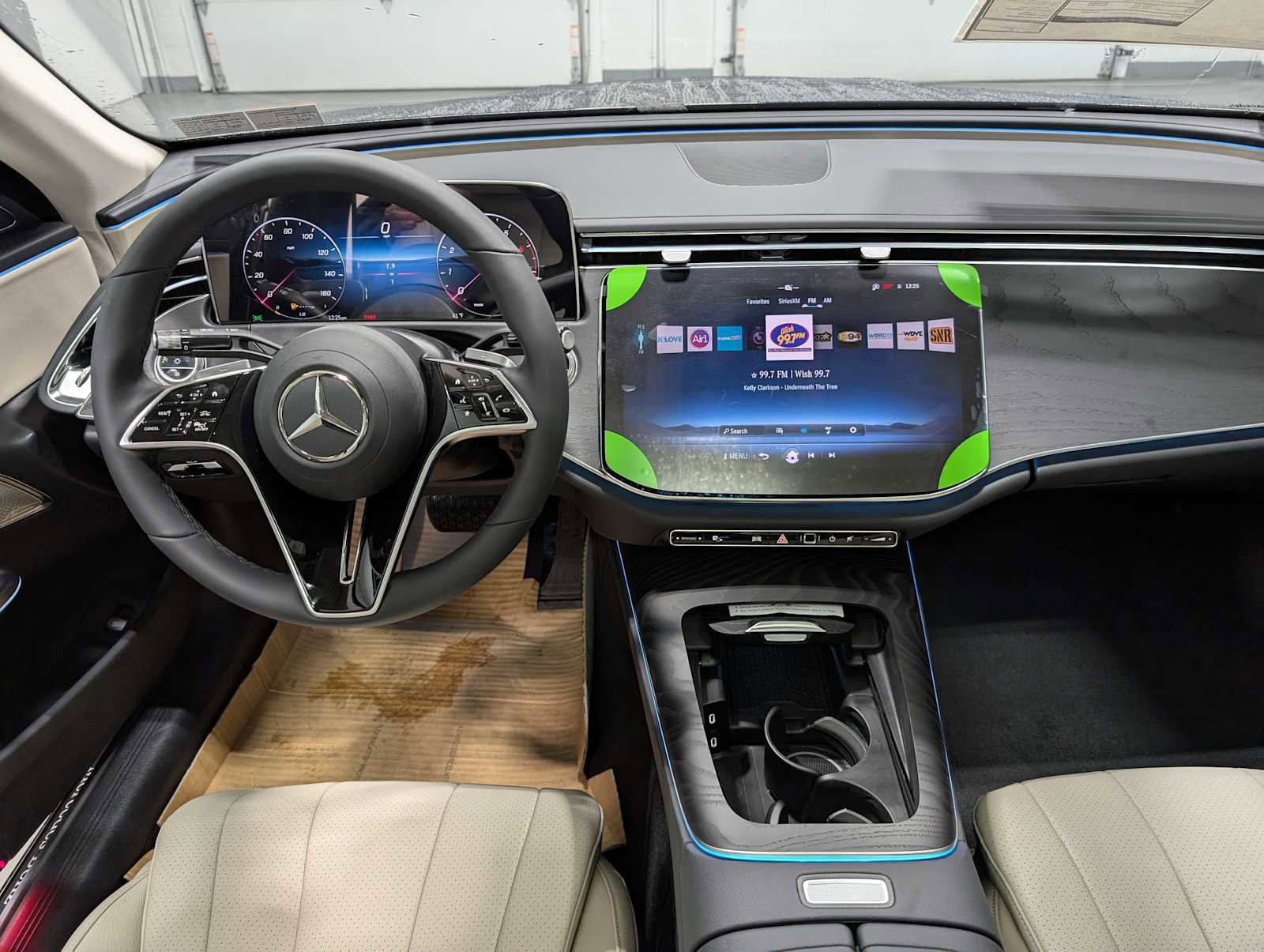 New 2026 Mercedes-Benz E 450 4MATIC Sedan image 16