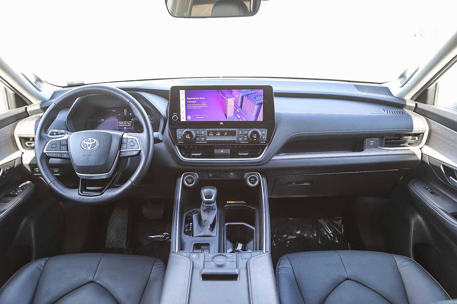 Used 2025 Toyota Grand Highlander Limited image 12