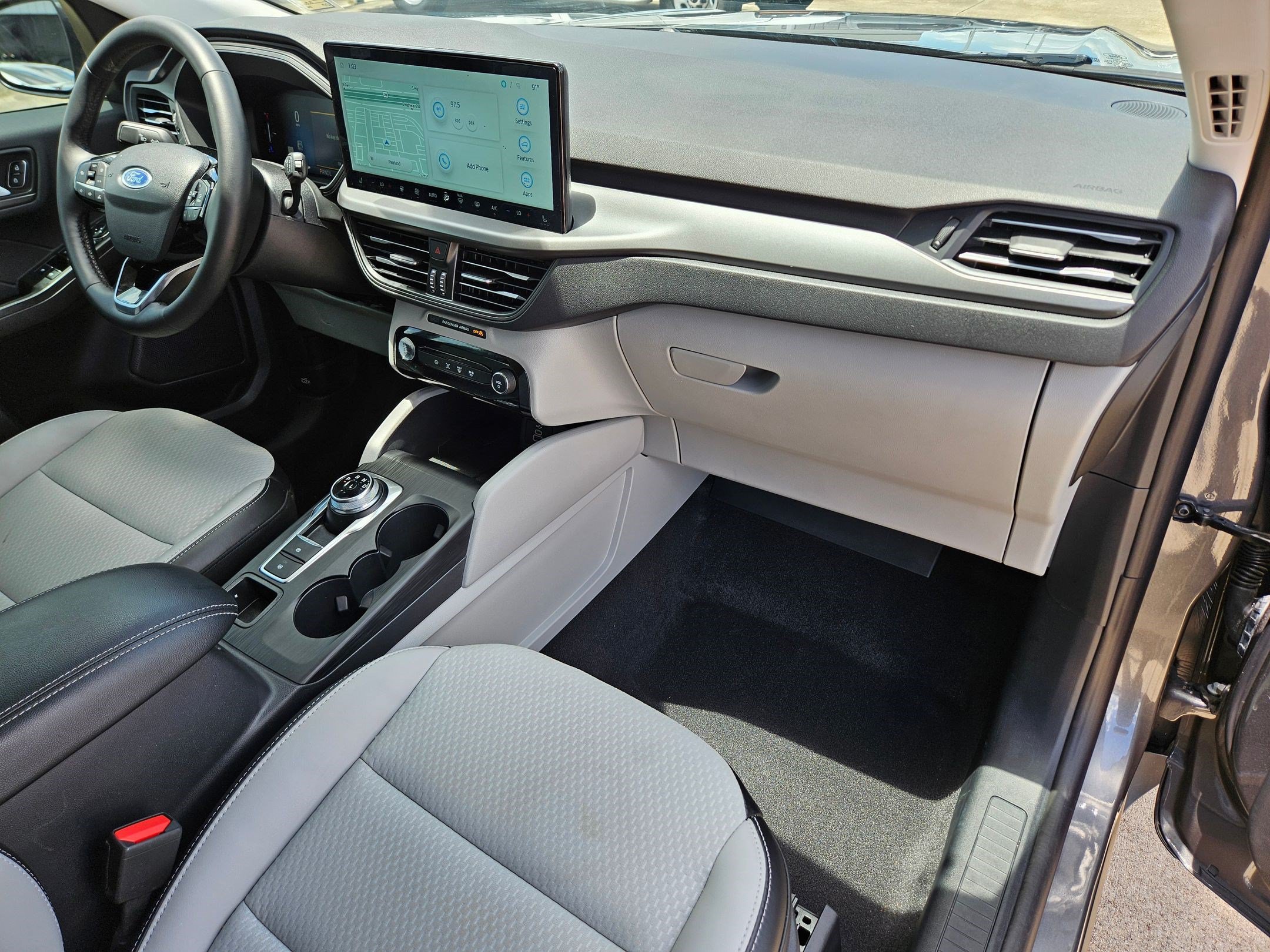 Certified 2025 Ford Escape SE FWD image 34