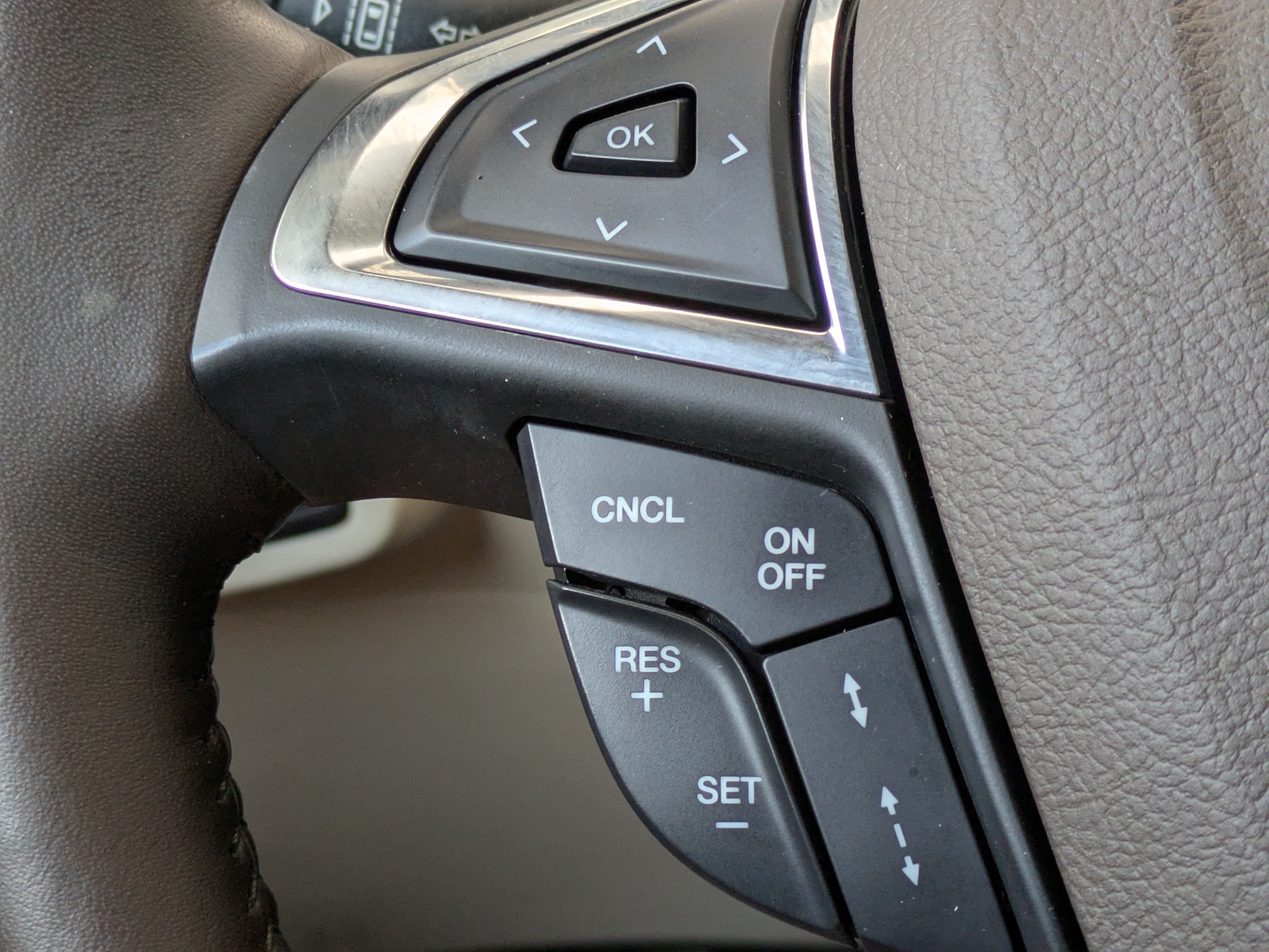 Used 2017 Ford Fusion Platinum FWD image 27