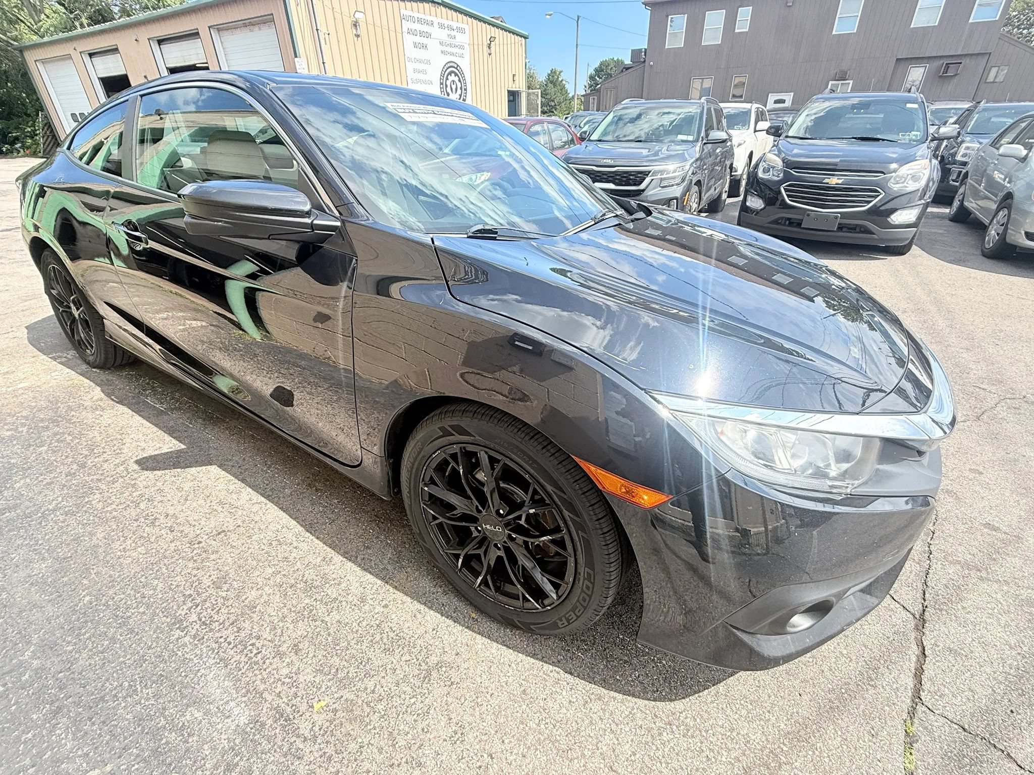 Used 2017 Honda Civic EX-T image 2