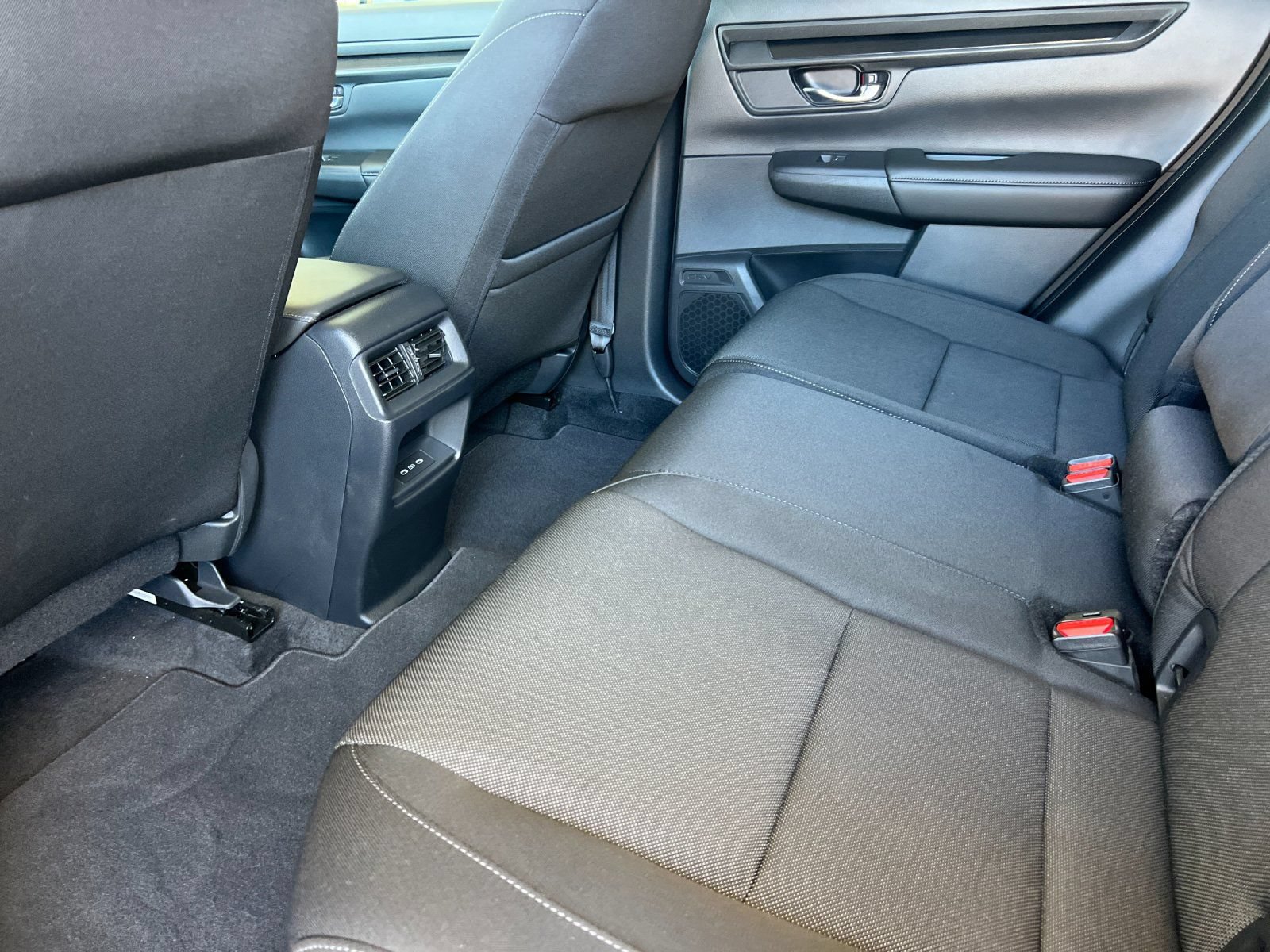 Used 2025 Honda CR-V EX image 12