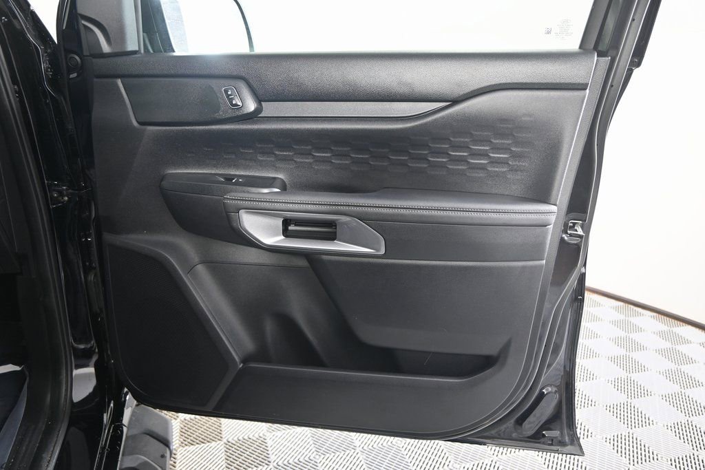 Used 2024 Ford Ranger XLT w/ FX4 Off-Road Package image 13