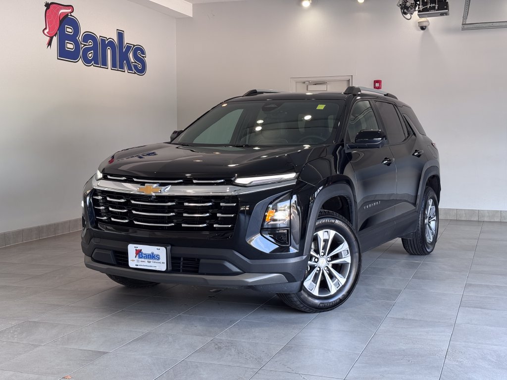 Certified 2025 Chevrolet Equinox LT w/ Convenience Package II AWD/4WD image 2