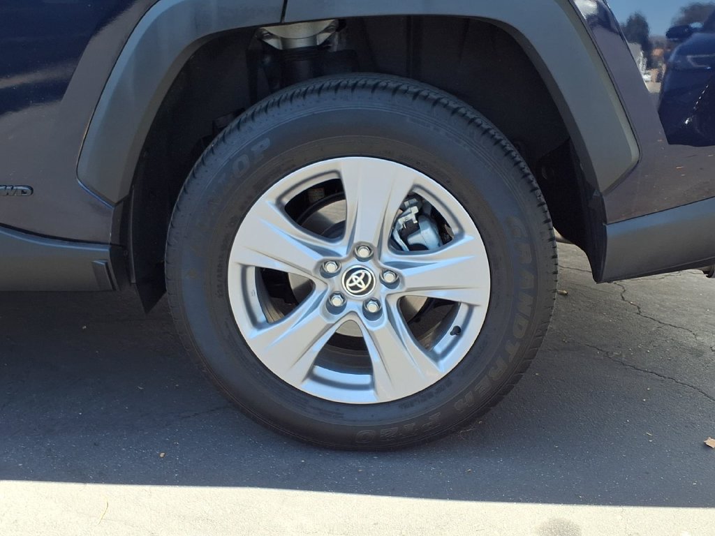 Certified 2025 Toyota RAV4 XLE w/ Convenience Package AWD/4WD image 4