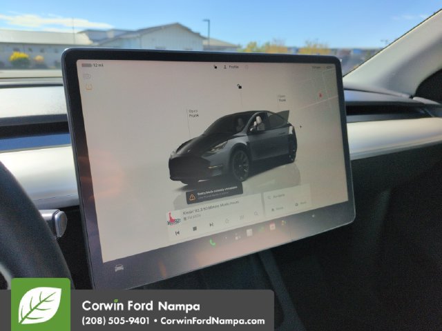 Used 2022 Tesla Model Y Long Range AWD/4WD image 14