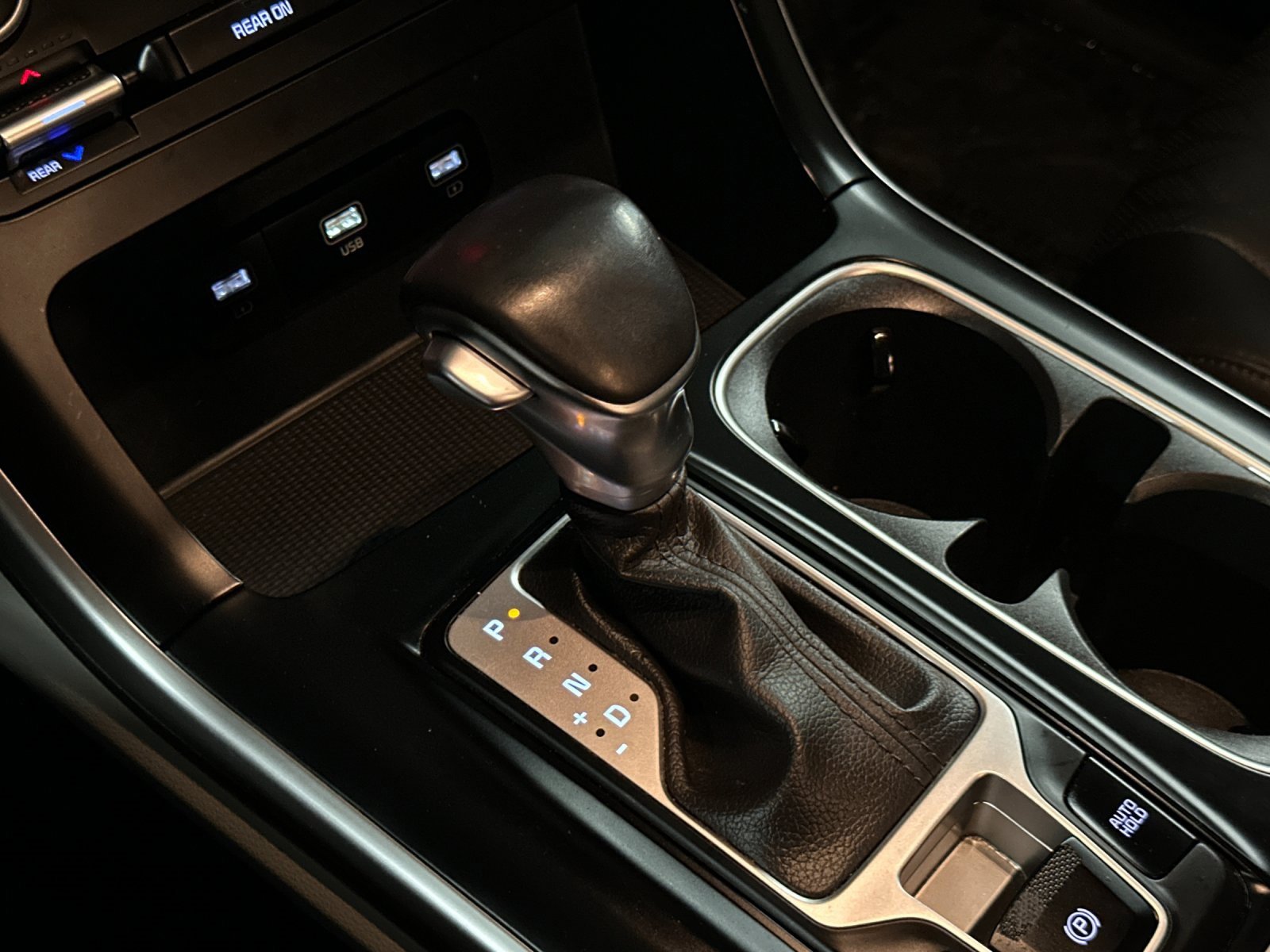 Certified 2024 Kia Carnival LX image 21