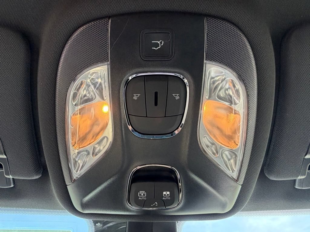 New 2026 Jeep Compass Limited w/ Sun, Sound & Navigation Group AWD/4WD image 24